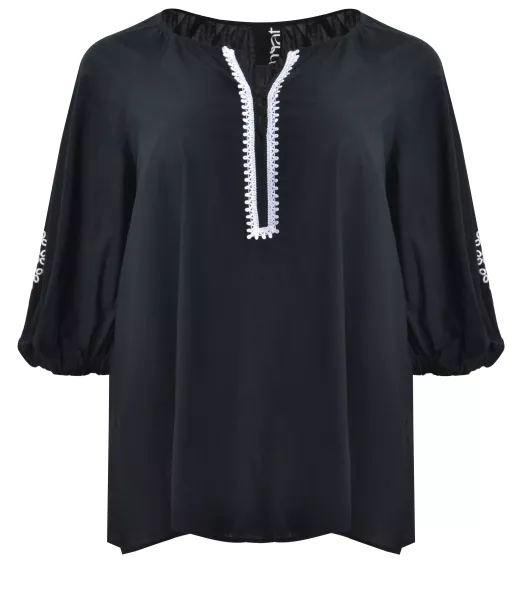 10418301-black-ghost_1.webp