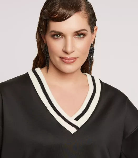 10518401-black-5.webp