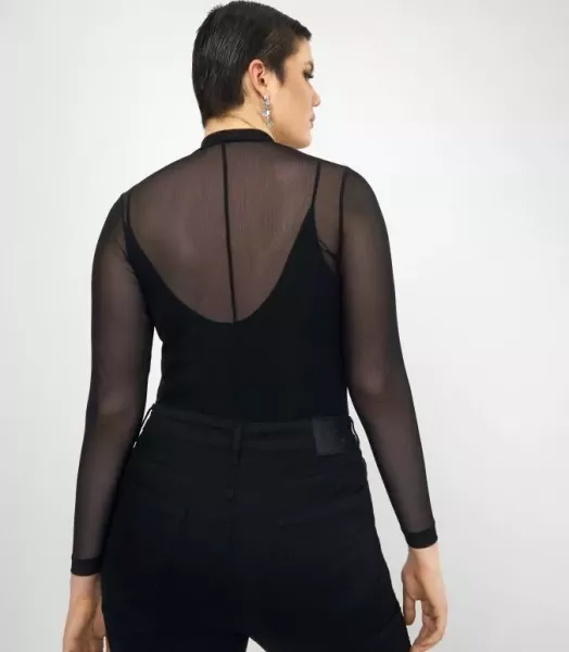 10618001-black-4.webp