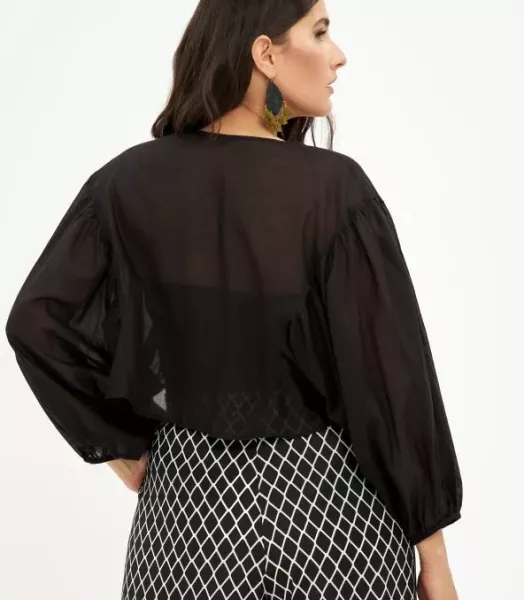 10748101-black-7-1.webp