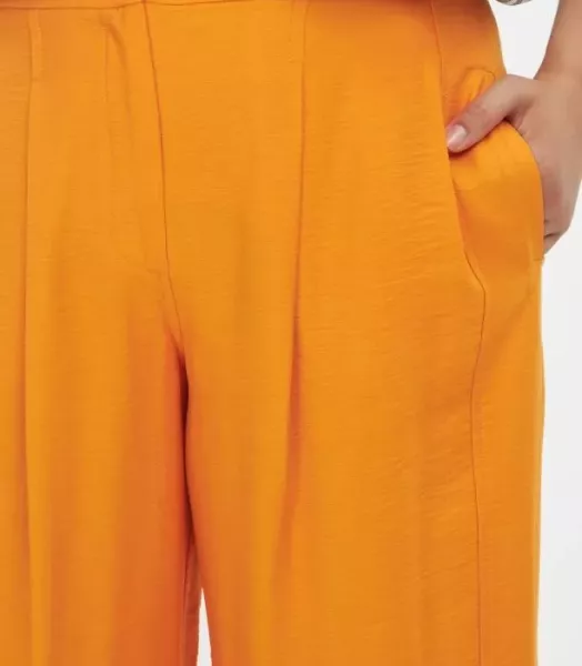 20378101-orange-5-1.webp