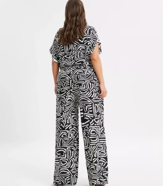20458301-black-3.webp