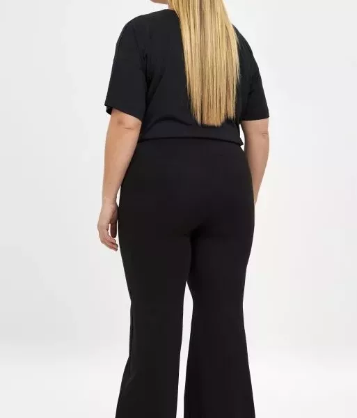 20698201-black-3.webp