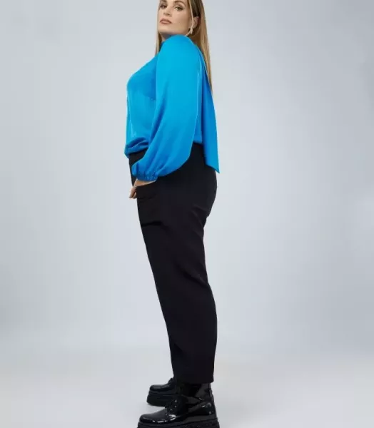 20758001-black-3.webp