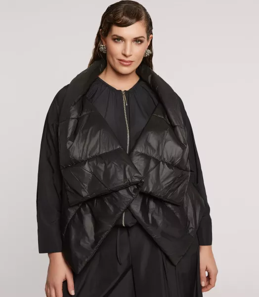 30038404-black-4.webp