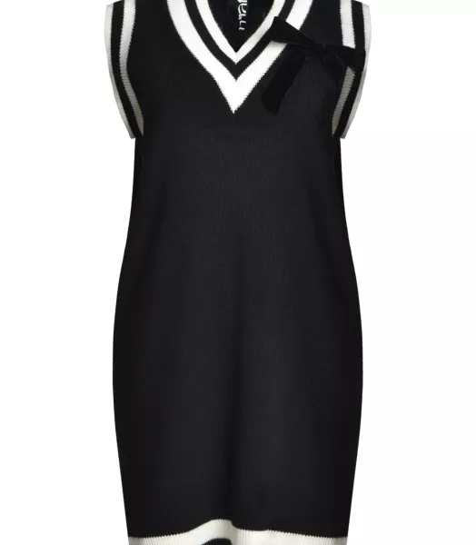 50088401-black-ghost.webp
