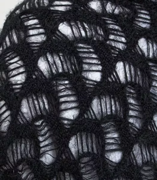 50498201-black-6.webp