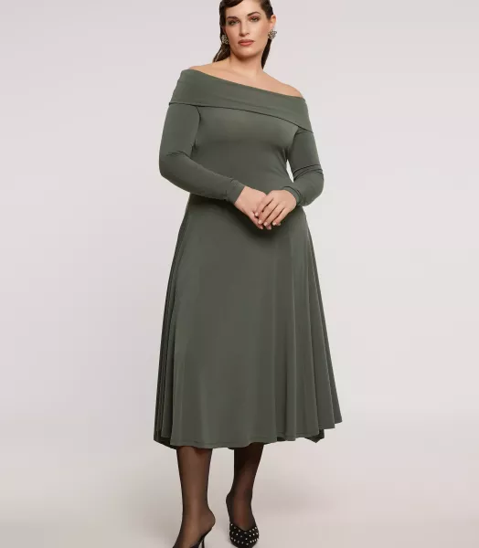 70198401-teal-1.webp