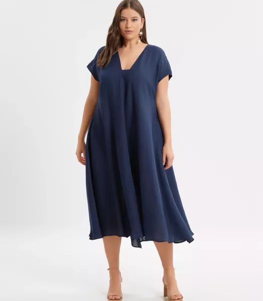 Robe unie grande taille Leandra Mat