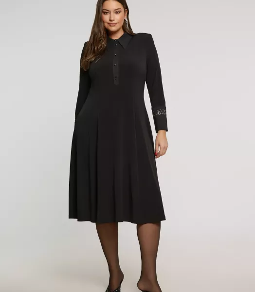 70668401-black-1.webp
