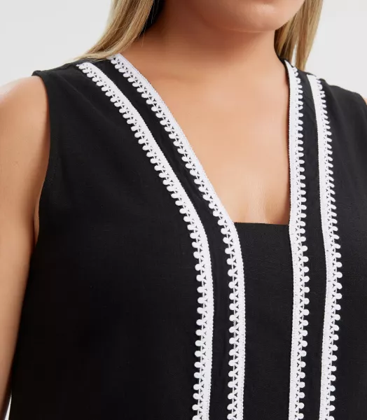 71098301-black-7.webp